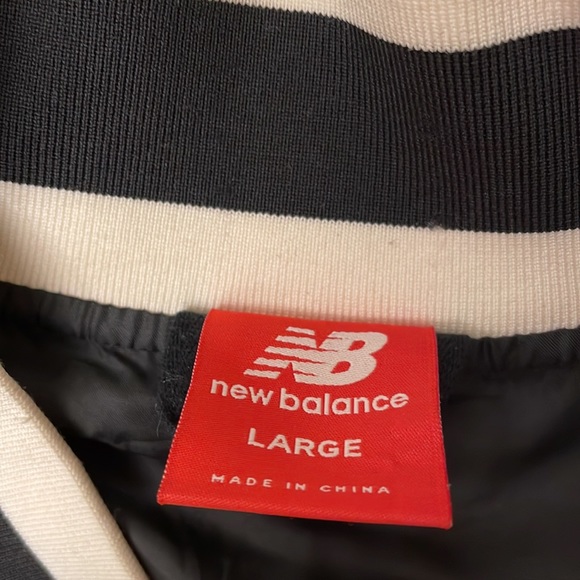 New Balance Black Shearling Jacket - Picture 3 of 6